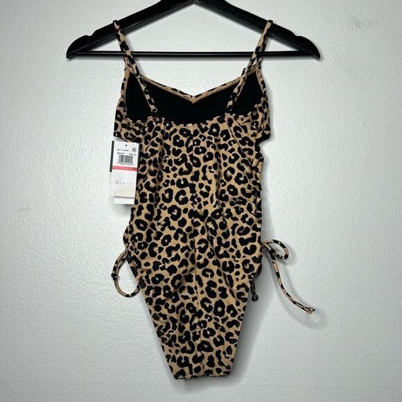 SALT & COVE Juniors Lace-Up-Sides One-Piece Swimsuit Size XS - Picture 4 of 13